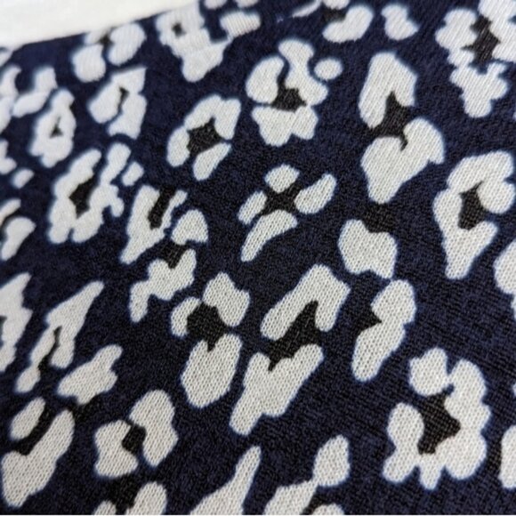 Banana Republic leopard print short sleeve top - Picture 2 of 4